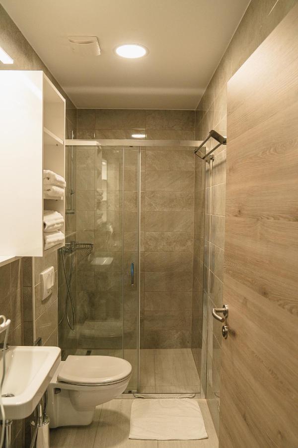 B&B La Siesta Markovci ภายนอก รูปภาพ