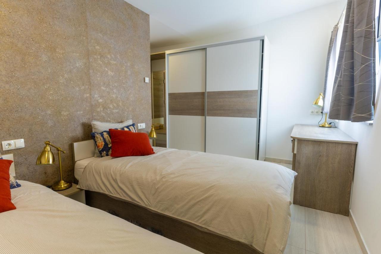 B&B La Siesta Markovci ภายนอก รูปภาพ